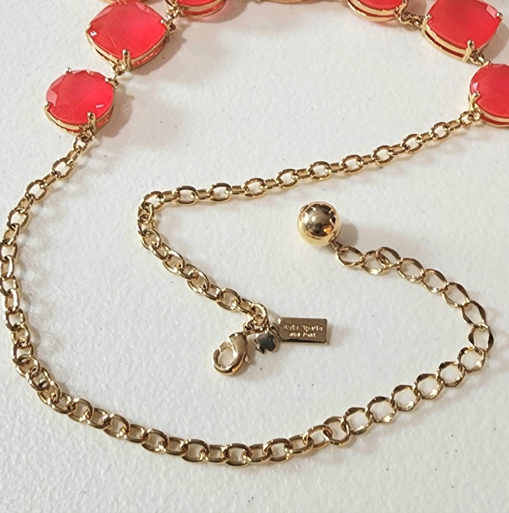 Kate Spade Vegas Jewels Facet Cluster Pink Bib Necklace - Picture 6 of 9